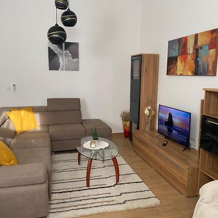 Apartman Andela Pula Centar Apartman Kültér fotó